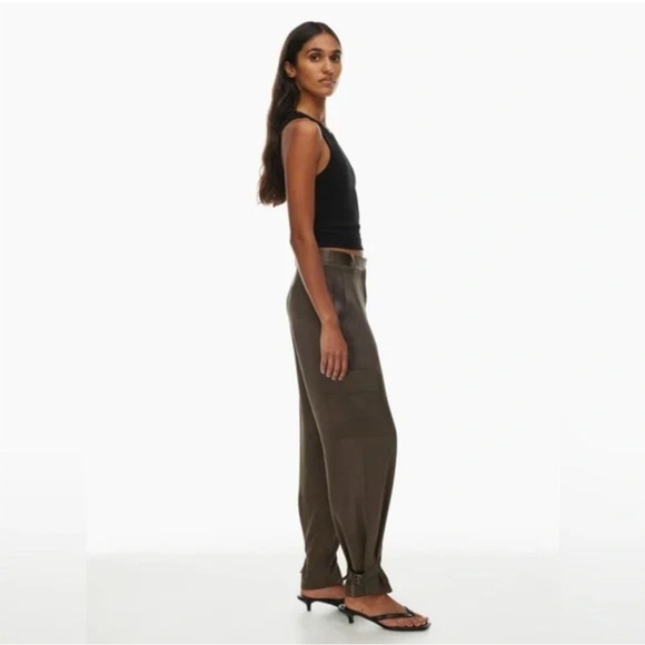 Aritzia Babaton Refined Satin Cargo Pant - Picture 7 of 9